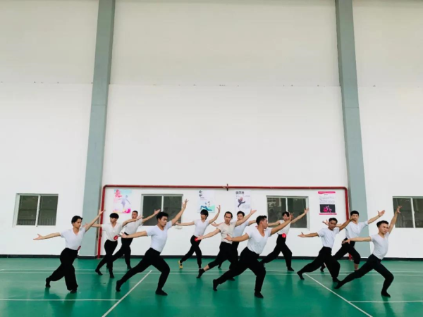 【.png 学院动态|beat365平台官方网站舞蹈专业课期末考试活动 第 7 张