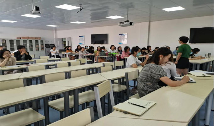 wps1.png 护理系2022-2023学年上学期期初工作会议 第 1 张