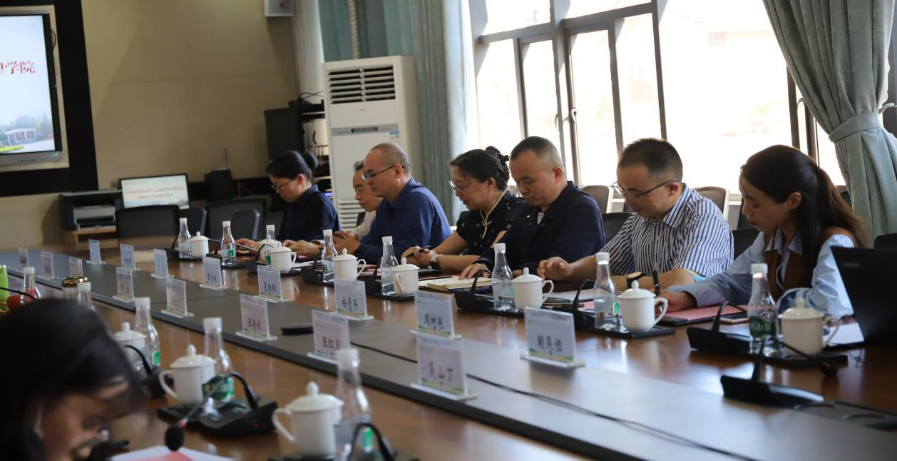 beat365平台官方网站与云南皮肤病医院共建实践教学基地  ​签约仪式在我校隆重举行 第 3 张