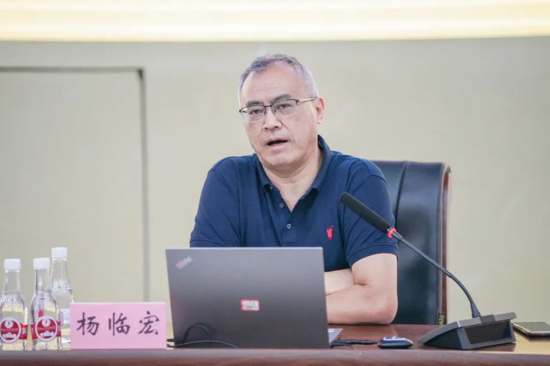 树师德 铸师魂 正师风  beat365平台官方网站开展师德师风集中学习教育专题培训会 第 3 张