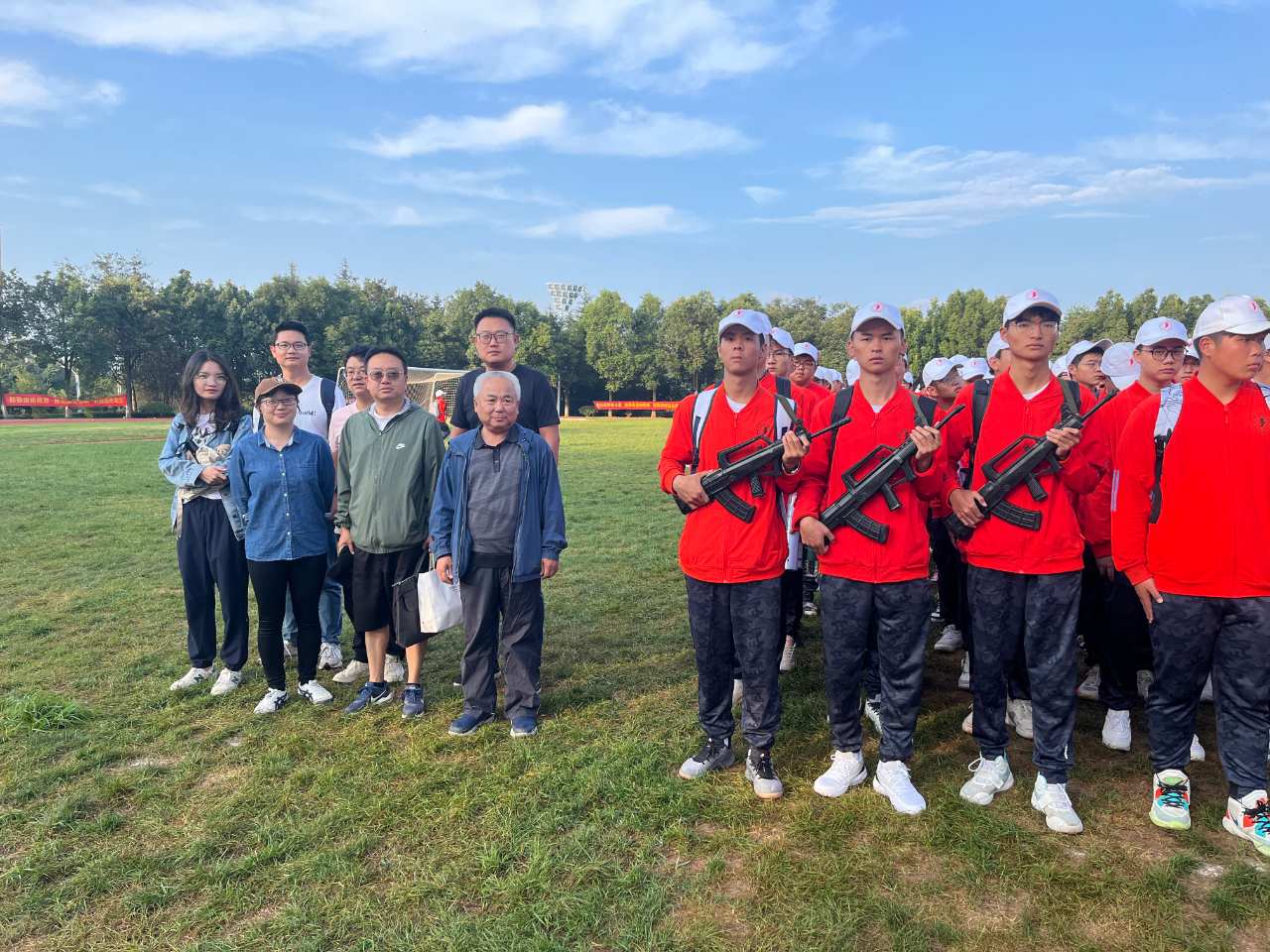 【魅力工程】-军训进行时(七)——头顶烈日丈量生命精彩,坚定意志谱写青春辉煌 第 1 张 【魅力工程】-军训进行时(七)——头顶烈日丈量生命精彩,坚定意志谱写青春辉煌 第 1 张