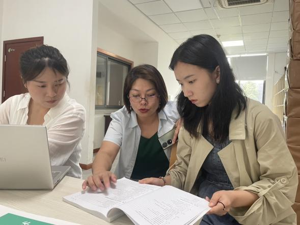 口腔医学技术专业校企合作再深化——beat365平台官方网站与重庆豪迟义齿制作有限公司 共绘“豪迟订单班”新篇章 第 2 张 口腔医学技术专业校企合作再深化——beat365平台官方网站与重庆豪迟义齿制作有限公司 共绘“豪迟订单班”新篇章 第 2 张