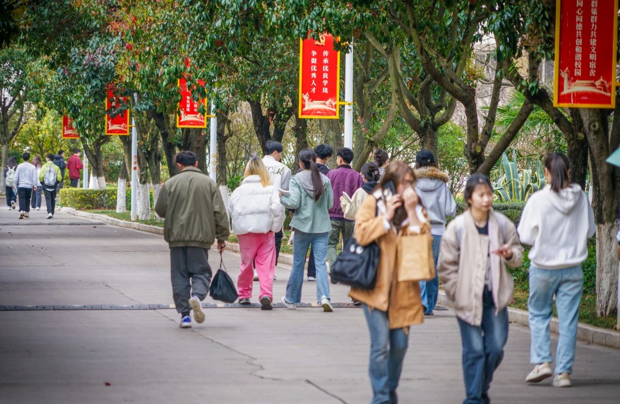 beat365平台官方网站春季学期开学! 第 12 张 beat365平台官方网站春季学期开学! 第 12 张