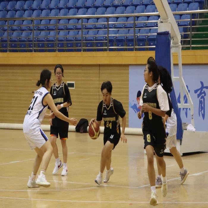 热血逐梦,赛场争锋——beat365平台官方网站医学院篮球赛半决赛战报 第 4 张 热血逐梦,赛场争锋——beat365平台官方网站医学院篮球赛半决赛战报 第 4 张