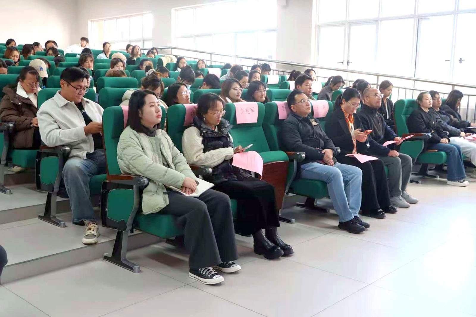 我敢闯、我会创——beat365平台官方网站医学院中国国际大学生创新大赛(2026)院赛成功举办 第 3 张 我敢闯、我会创——beat365平台官方网站医学院中国国际大学生创新大赛(2026)院赛成功举办 第 3 张