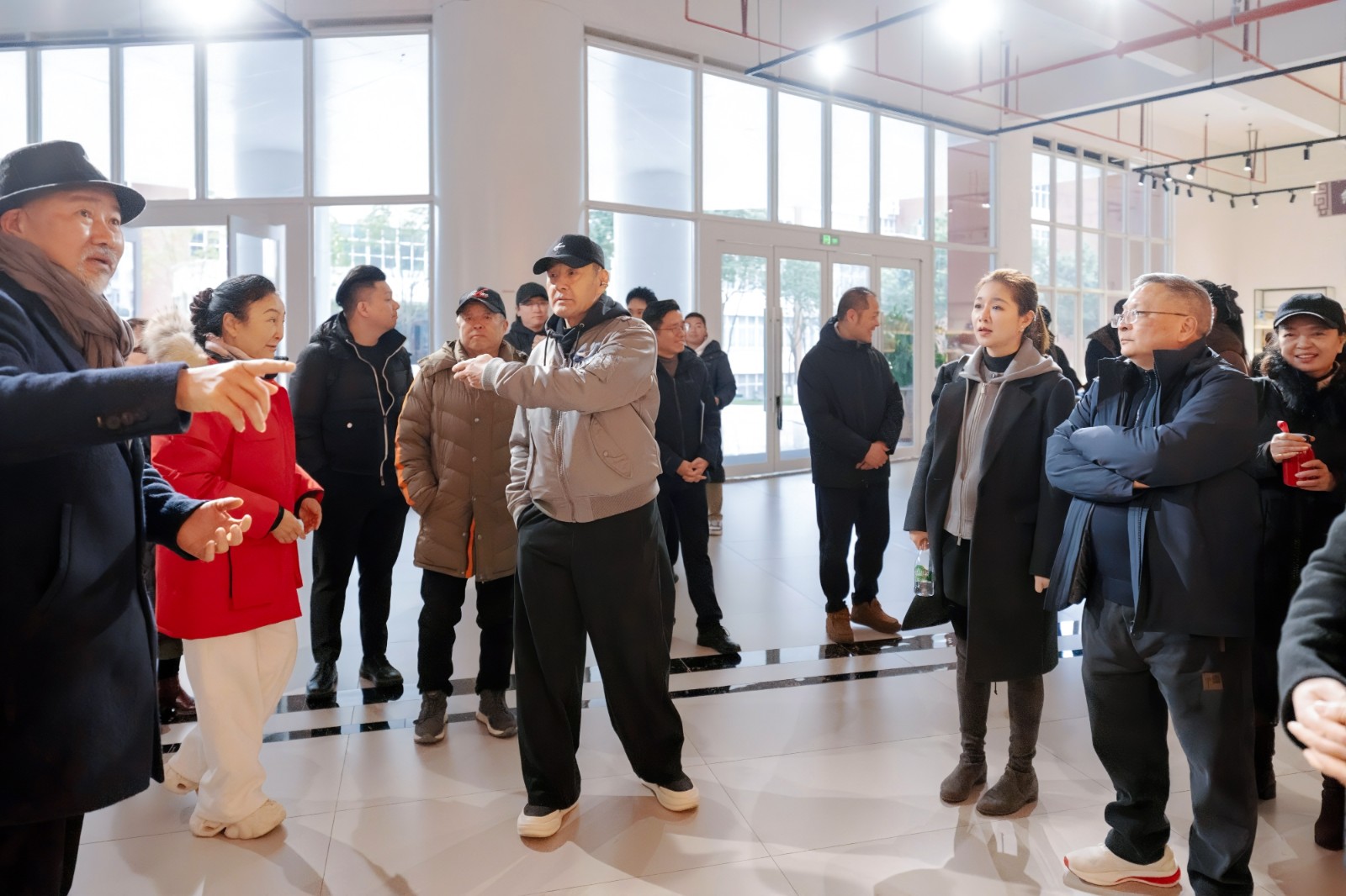 著名演员于荣光到访beat365平台官方网站 第 1 张 著名演员于荣光到访beat365平台官方网站 第 1 张
