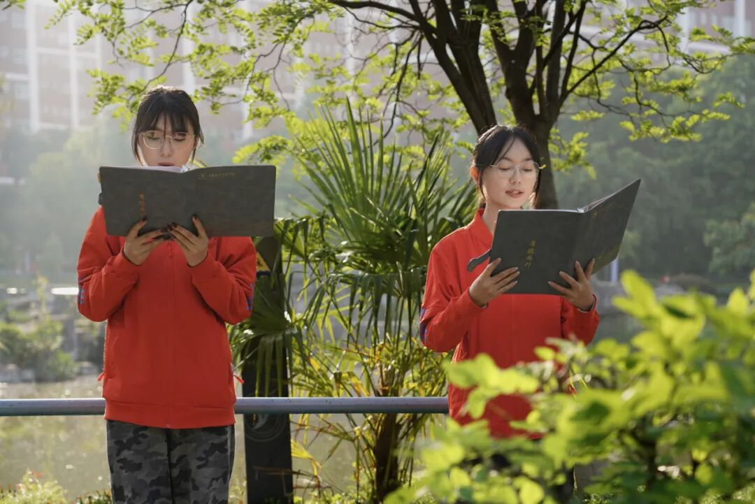 beat365平台官方网站举行2026年全民阅读活动周(阅读昆明)启动仪式 第 10 张 beat365平台官方网站举行2026年全民阅读活动周(阅读昆明)启动仪式 第 10 张