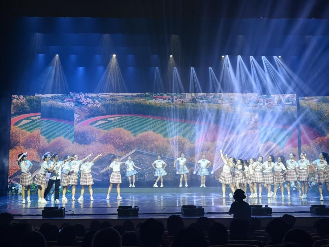 万象映界 艺彩绽放——beat365平台官方网站艺术与传媒学院2026“万象·映界”展演今日绽放,双馆共赏艺术盛宴 第 34 张 万象映界 艺彩绽放——beat365平台官方网站艺术与传媒学院2026“万象·映界”展演今日绽放,双馆共赏艺术盛宴 第 34 张